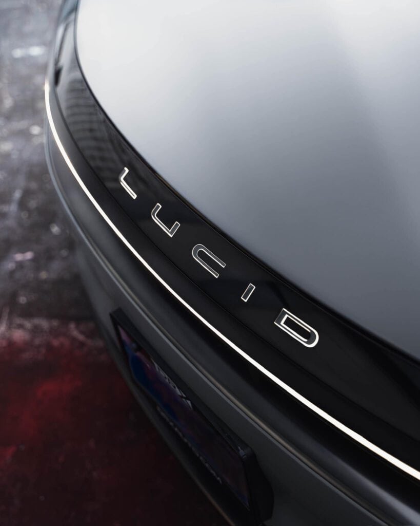 Hochwertige Lackschutzfolie auf Premiumfahrzeug